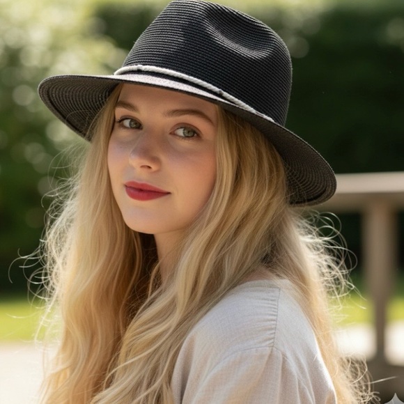 Vince Camuto Accessories - Vince Camuto Hat